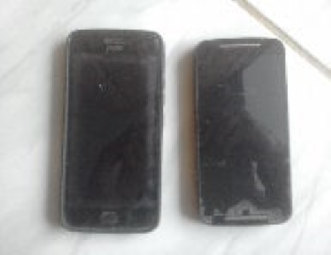 Venda de dois celulares Motorola e Samsung que não funciona